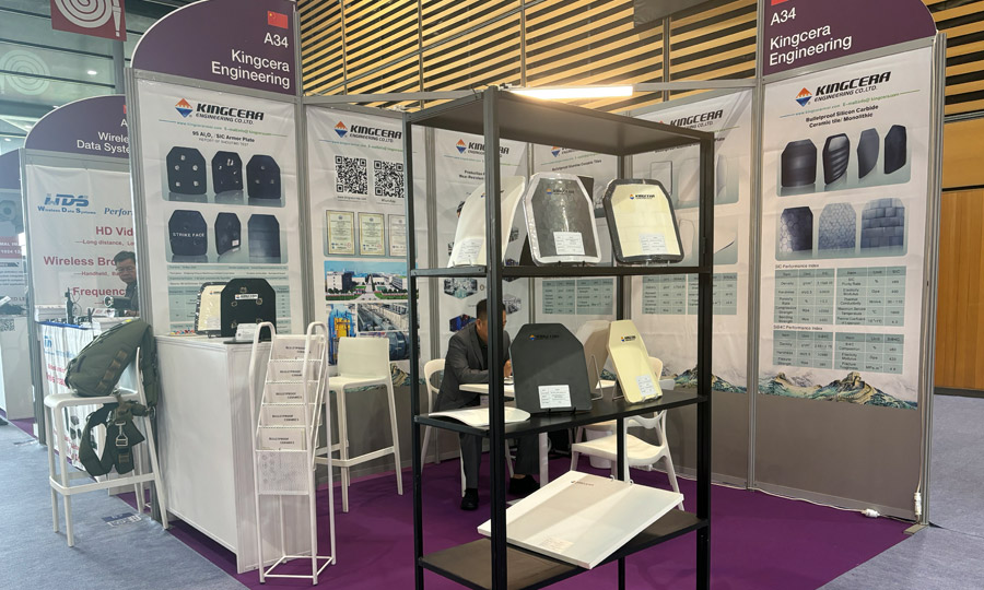 湖南7163银河官方网址携最新防弹产品亮相法国欧洲国际防务展