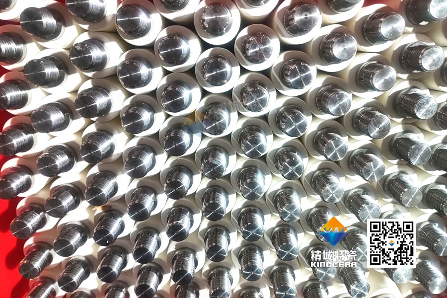 离别金属污染与断裂：：：纯陶瓷棒钉助力锂电砂磨机棒钉优化升级